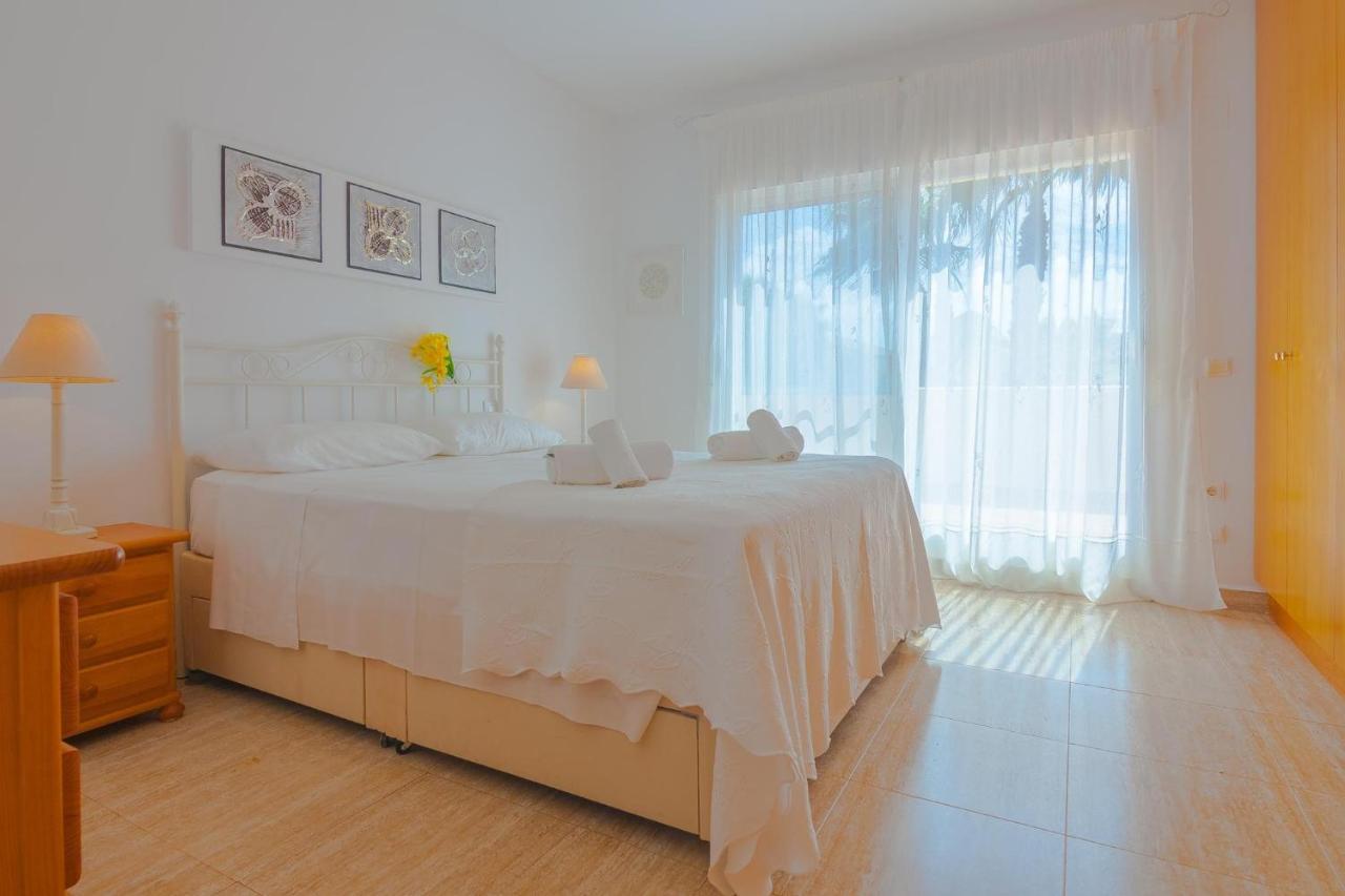 Villas Guzman Margaret カルプ エクステリア 写真