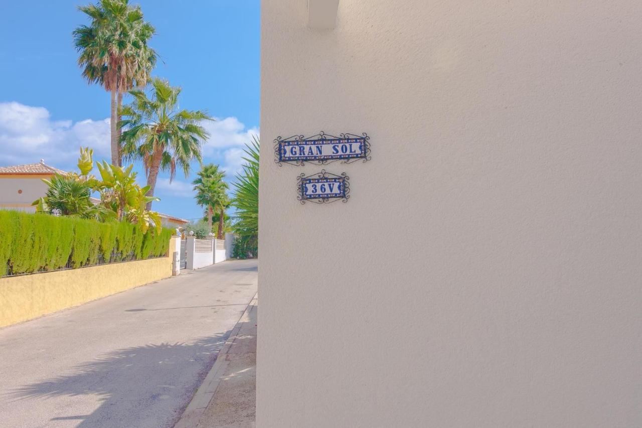 Villas Guzman Margaret カルプ エクステリア 写真